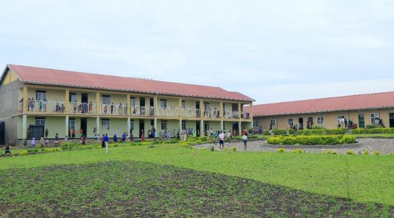 The main classroom block (L) and the administration block which also houses the  science and computer laboratories.