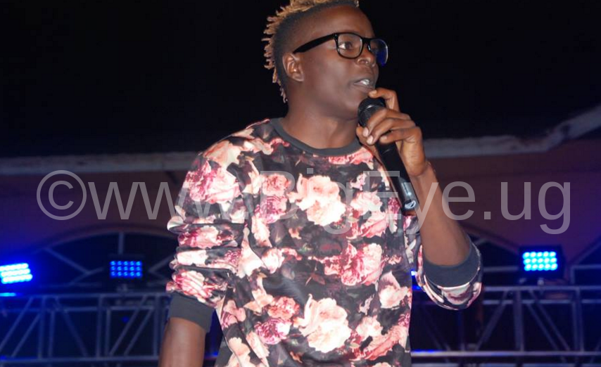 King Saha performs at the Mirinda “Entujjo Ya Comedy"
