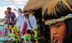 VIDEO: African Beauty by B2C and Tip Swizy - 

                                        B2C                                 
                                  & Tip Swizzy
                                 
                                 
                                 